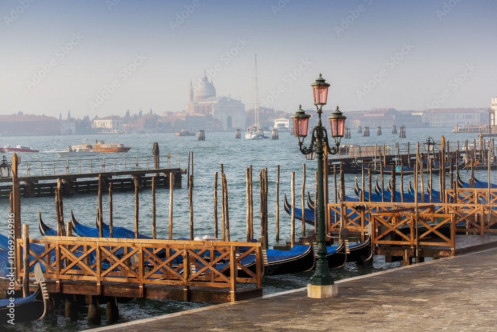 Naklejka premium Venezia, le gondole
