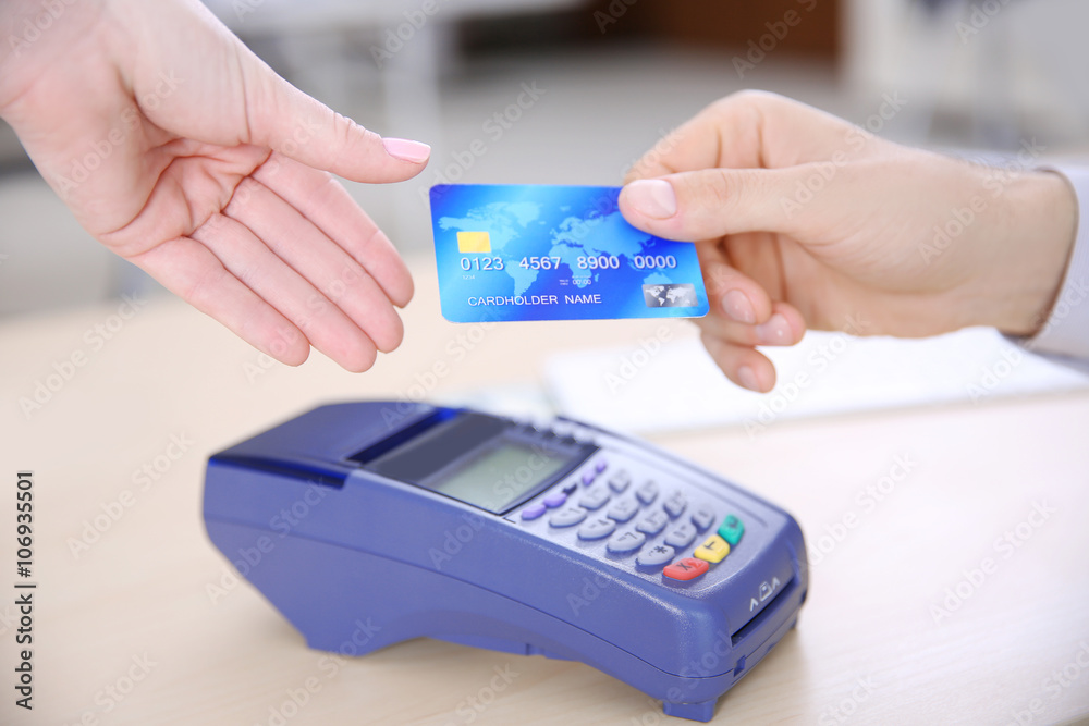 Payment operation with credit card and terminal Payment operation with credit card and terminal