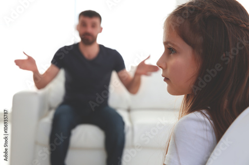 Father having important con...