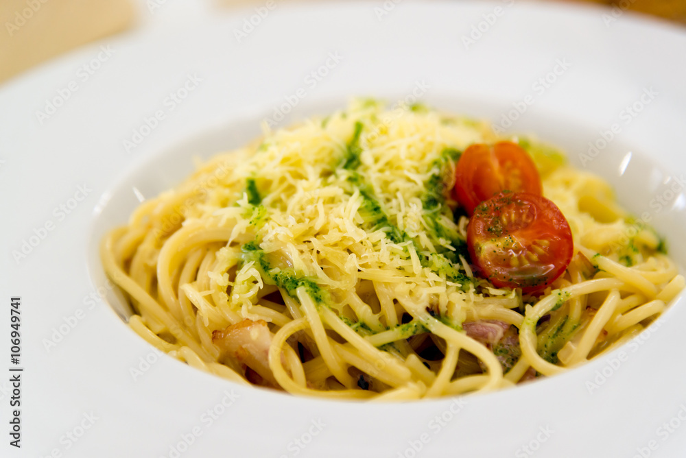 italian pasta with tomato and sauce