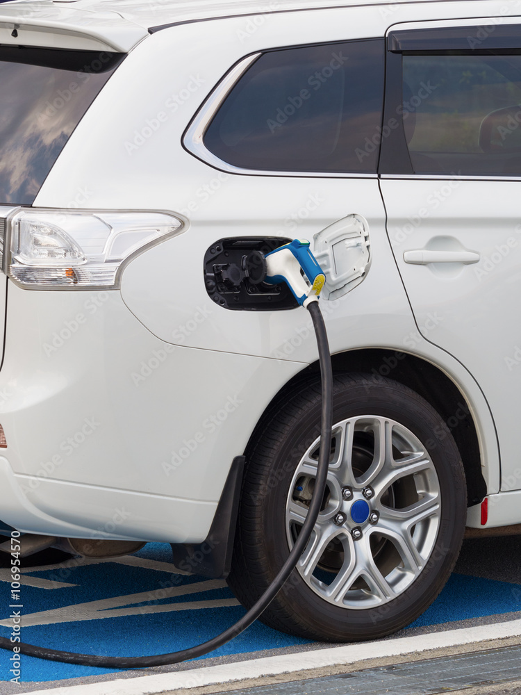 電気自動車の充電