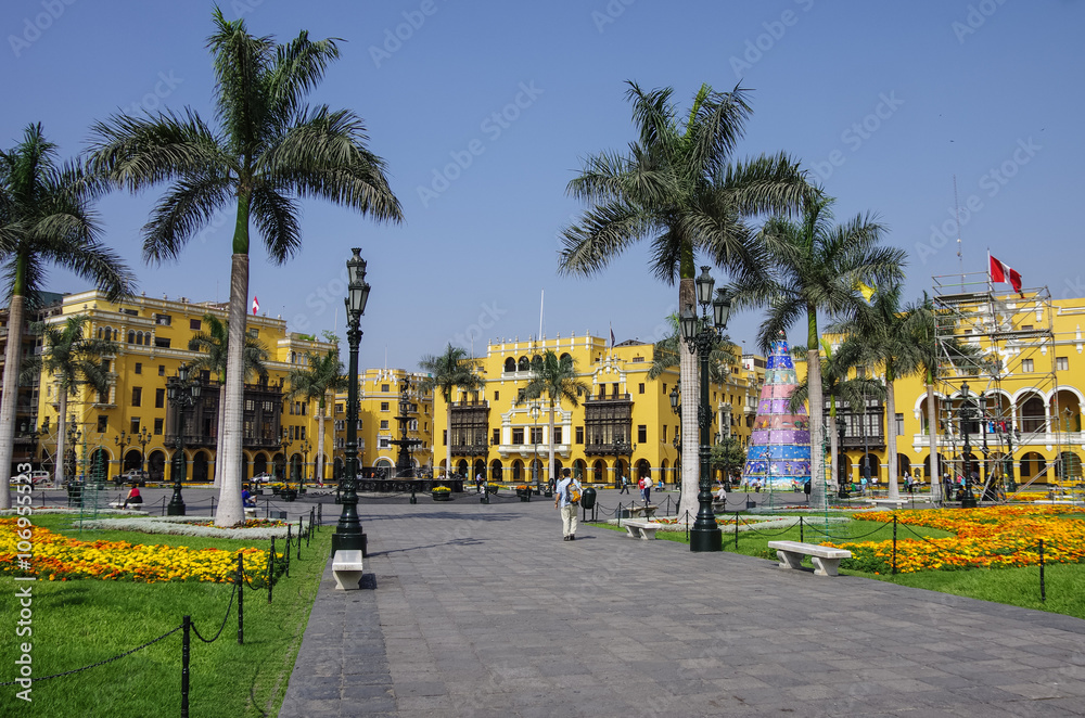 Fototapeta premium Plaza Mayor (formerly, Plaza de Armas) in Lima, Peru with christmas tree, in sunny day.