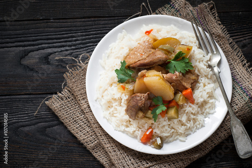 Risotto meat and vegetables.
