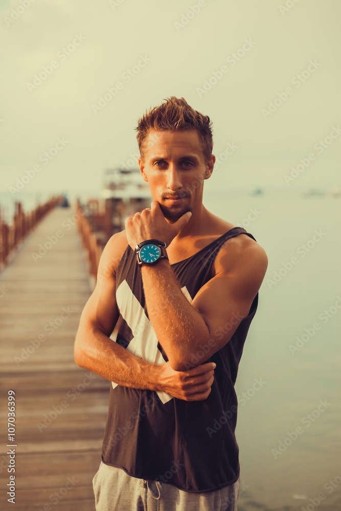 Smart casual dressed man in a fashion pose Stock Photo by ©feedough 42786169