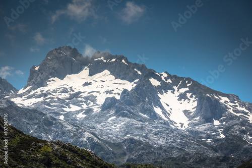 Picos de Europa mountains, Cantabria (Spain) © Lukasz Janyst