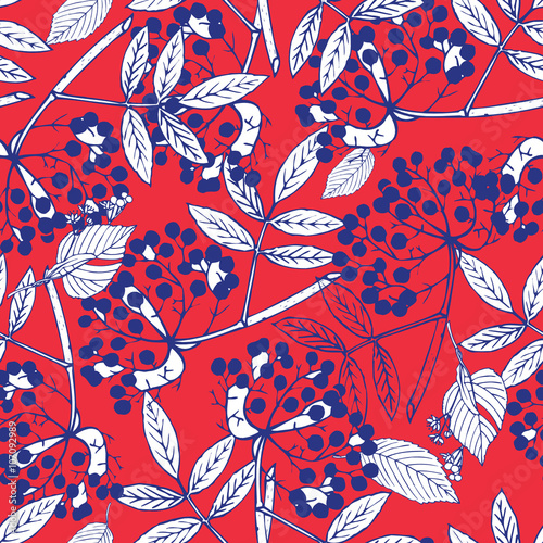 Creeper berries seamless pattern