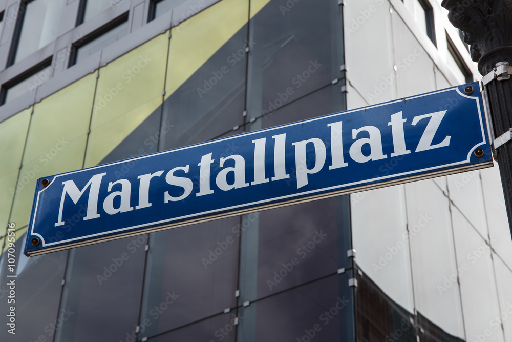 München - Straßenschild Marstallplatz München - Straßenschild Marstallplatz