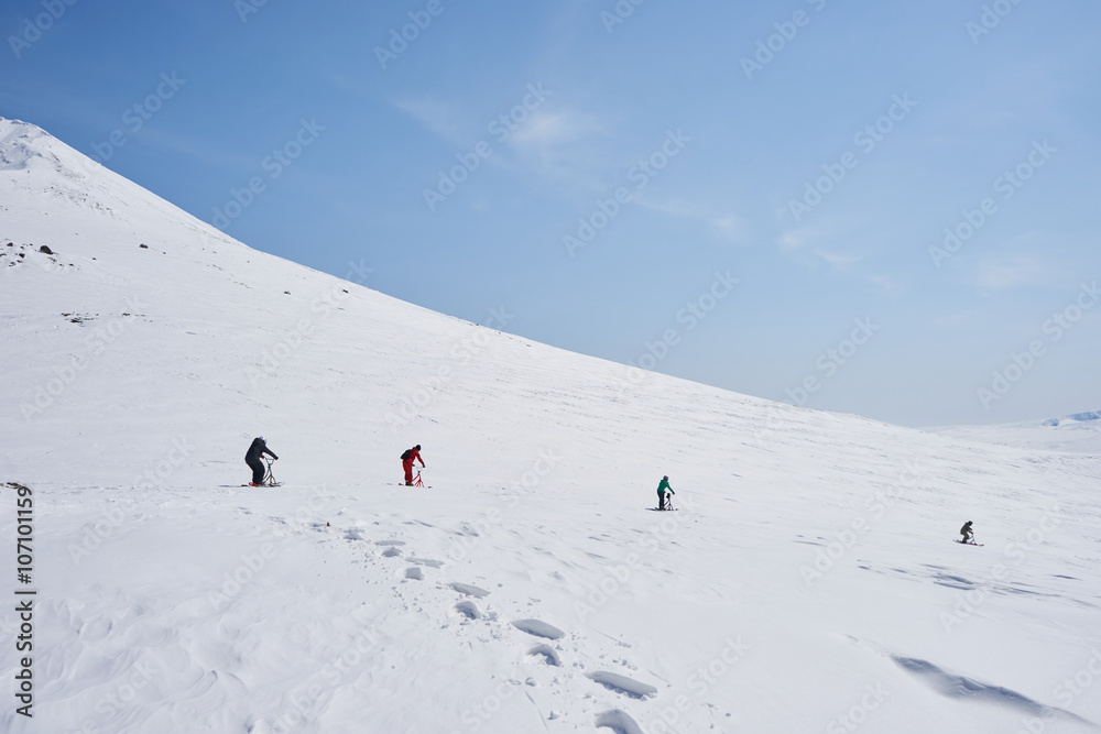 大雪山・旭岳でのスノースクート
