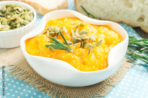 Roasted pumpkin with seeds