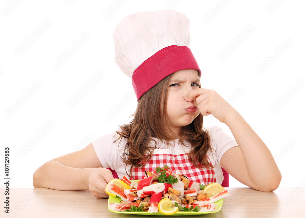 little girl cook with seafood bad smell little girl cook with seafood bad smell