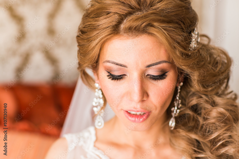 Beautiful Bride Portrait wedding makeup and hairstyle