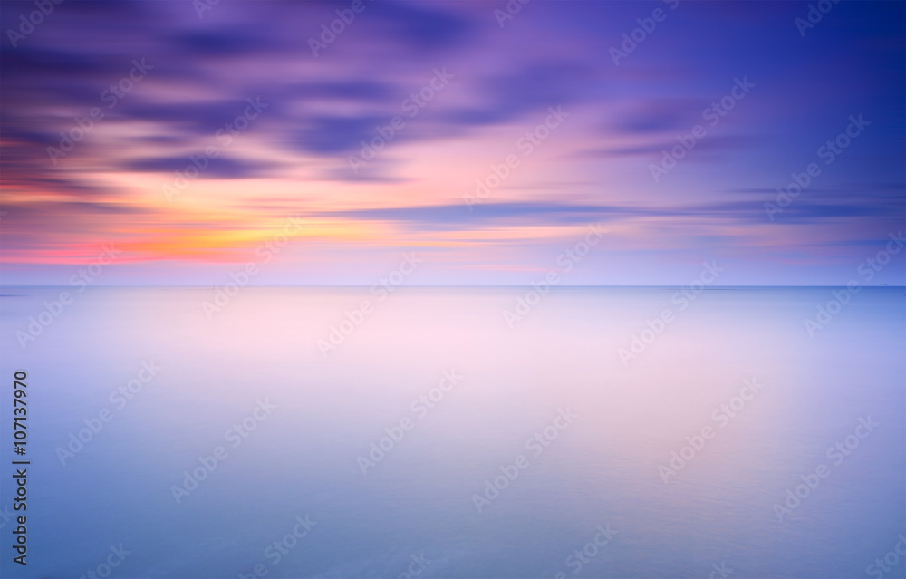 Fototapeta premium Long Exposure of soft sunset for background
