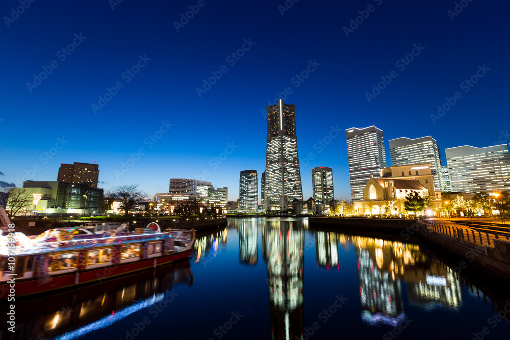 Fototapeta premium Yokohama city at night