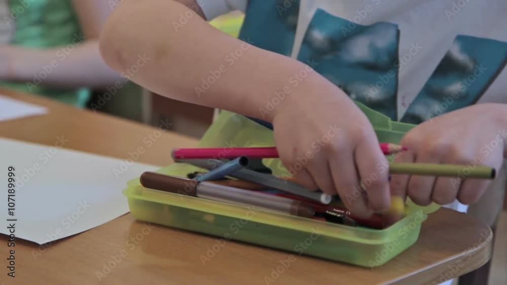 Child choose a pencils Child choose a pencils