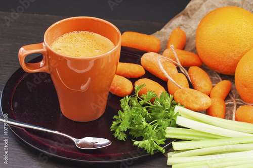 carrot juice , celery and orange cap 