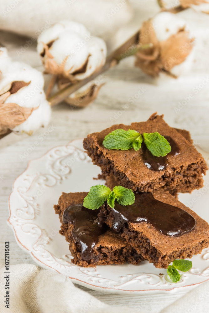Brownie with chocolate and mint Brownie with chocolate and mint
