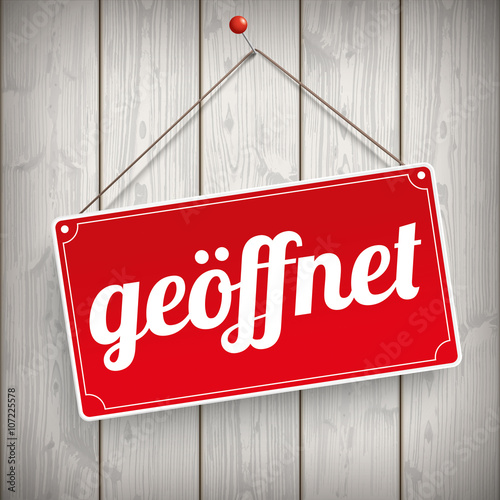 Sign Wooden Background geoeffnet