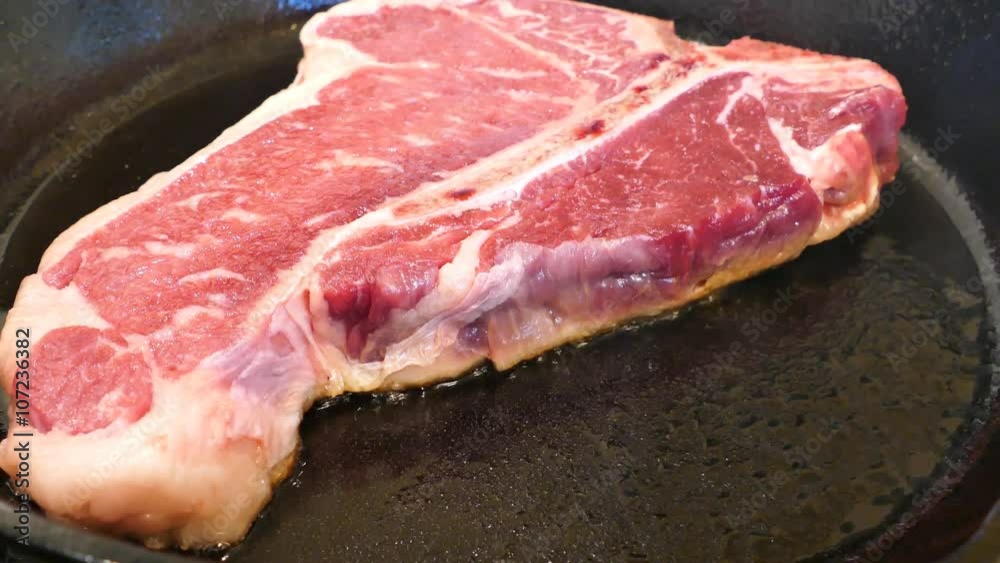 4K vidoe of cooking the delicious Certificate Angus Beef Porterhouse Steak 4K vidoe of cooking the delicious Certificate Angus Beef Porterhouse Steak