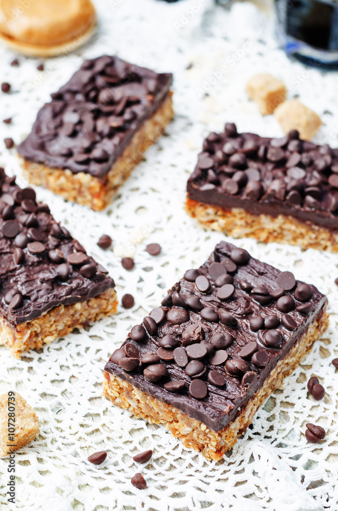 raw vegan dates oats peanut butter bars with chocolate frosting raw vegan dates oats peanut butter bars with chocolate frosting