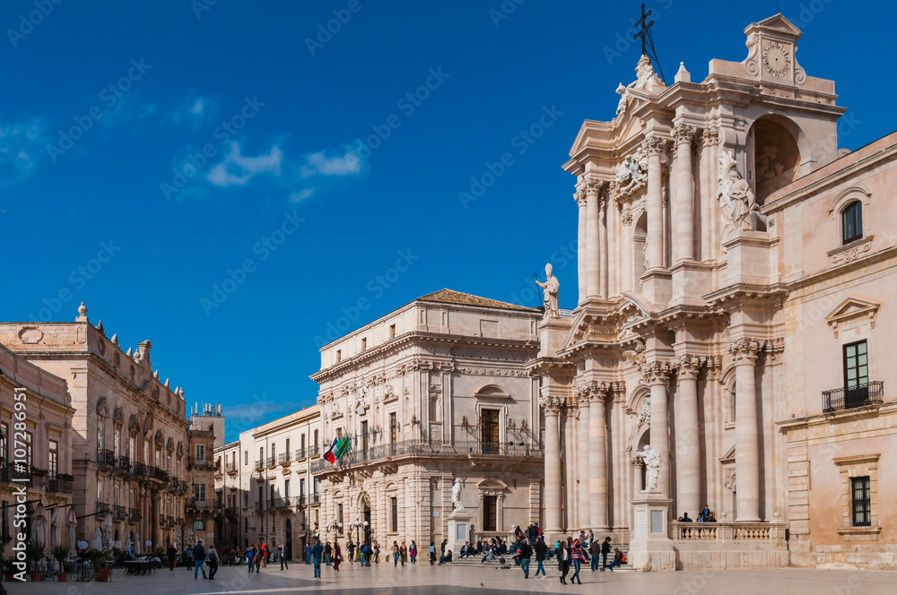 Piazza del Duomo in Ortigia; Siracusa; Sizilien; Italien