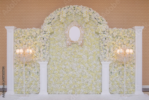 backdrop flowers arrangement for wedding ceremony