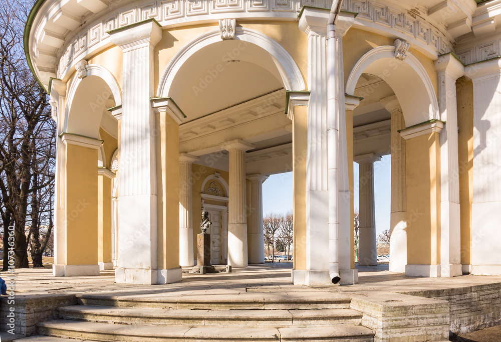 The Rossi pavilion in the Mikhailovsky garden, in St. Petersburg, Russia
