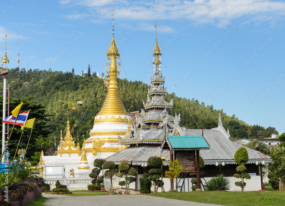 Fototapeta premium Wat Chong Klang, Burmese style temple in Mae Hong Son, Thailand