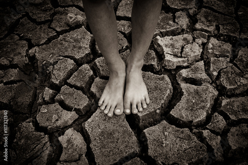 A lone poor children in the arid area