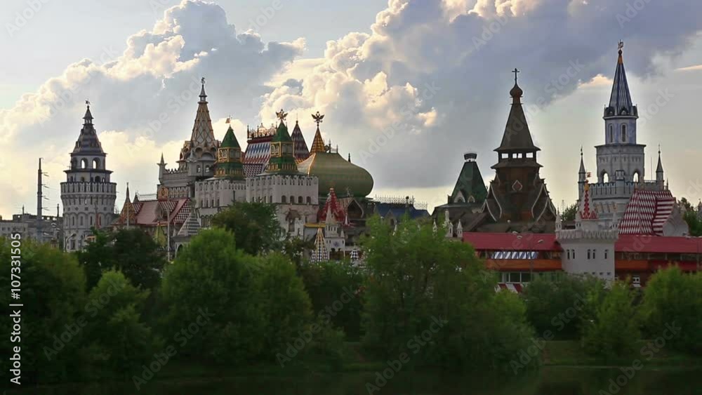Unique center of cultural and entertainment Kremlin in Izmailovo, based at Vernissage, in summer day Unique center of cultural and entertainment Kremlin in Izmailovo, based at Vernissage, in summer day