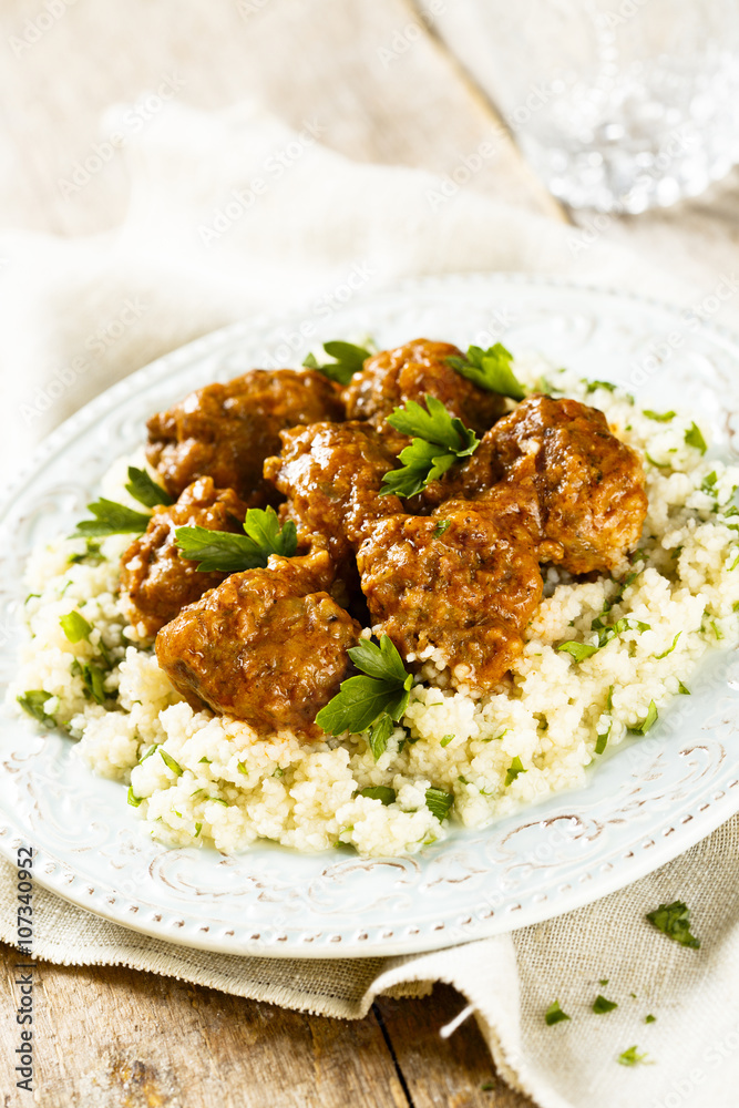 Couscous with meatballs