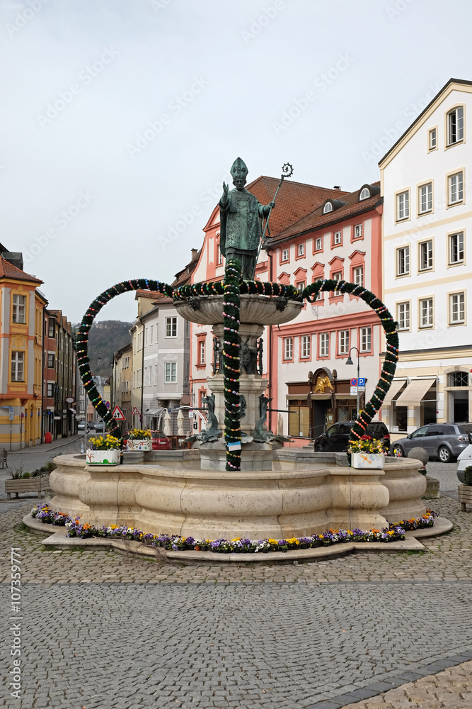 Fototapeta premium Willibaldsbrunnen in Eichstätt
