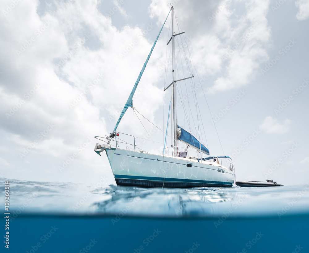 Naklejka premium Sail boat