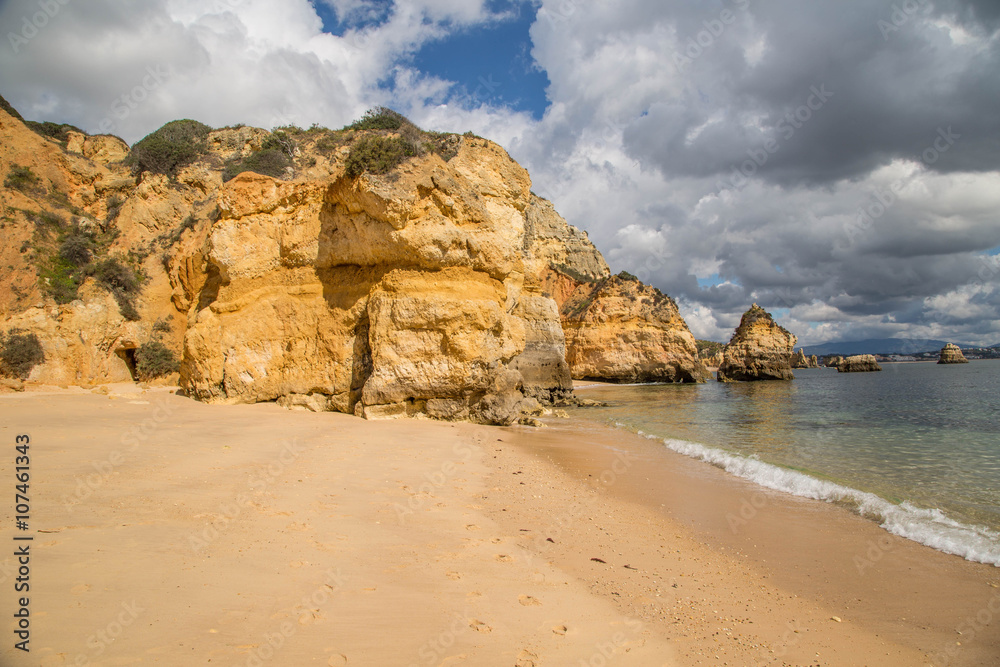traumhafte Algarve Küste im Frühling