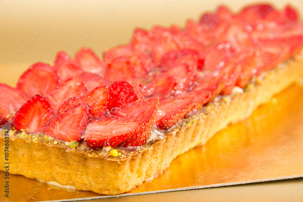 crostata con crema e fragole crostata con crema e fragole