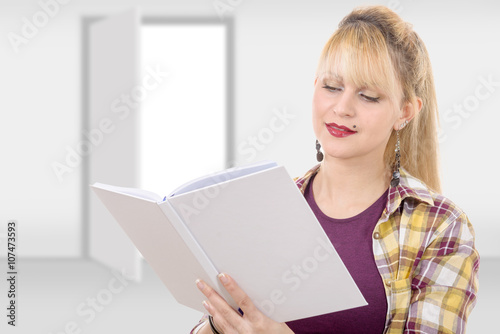 pretty woman reading a book,