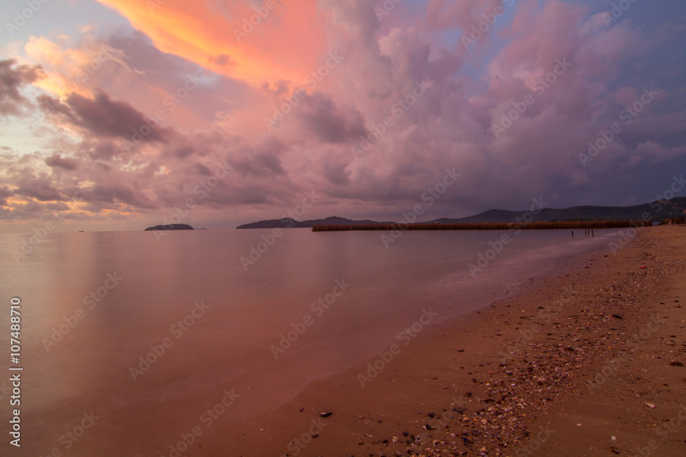 Fototapeta premium cloud on the sky in sunrise time