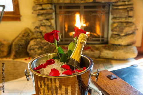 Canvas Print romantic room with champagne bucket and roses