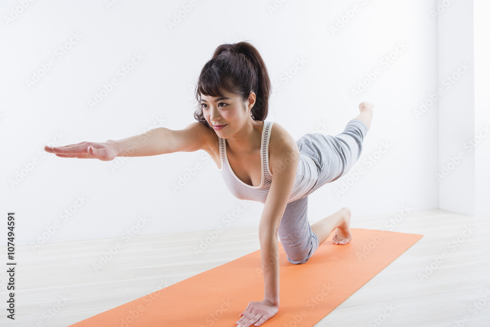 Fototapeta premium 運動する女性