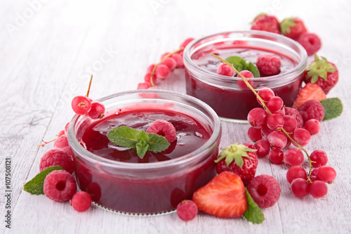 berry dessert