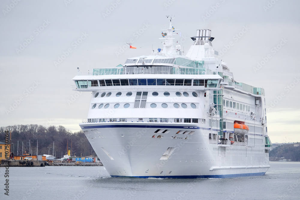 Φωτογραφία Stockholm, Sweden - March, 16, 2016: The image of a cruise ship near Stockholm,