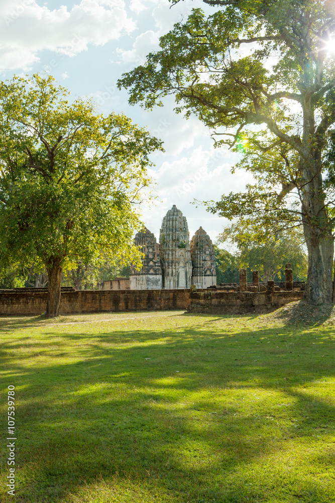 nice view of ancient  wat  in Ayutthaya historical park, Thailand