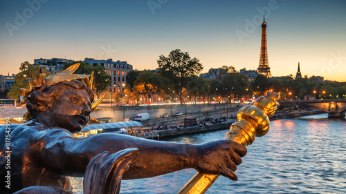 Obraz na płótnie Paris - France w salonie
