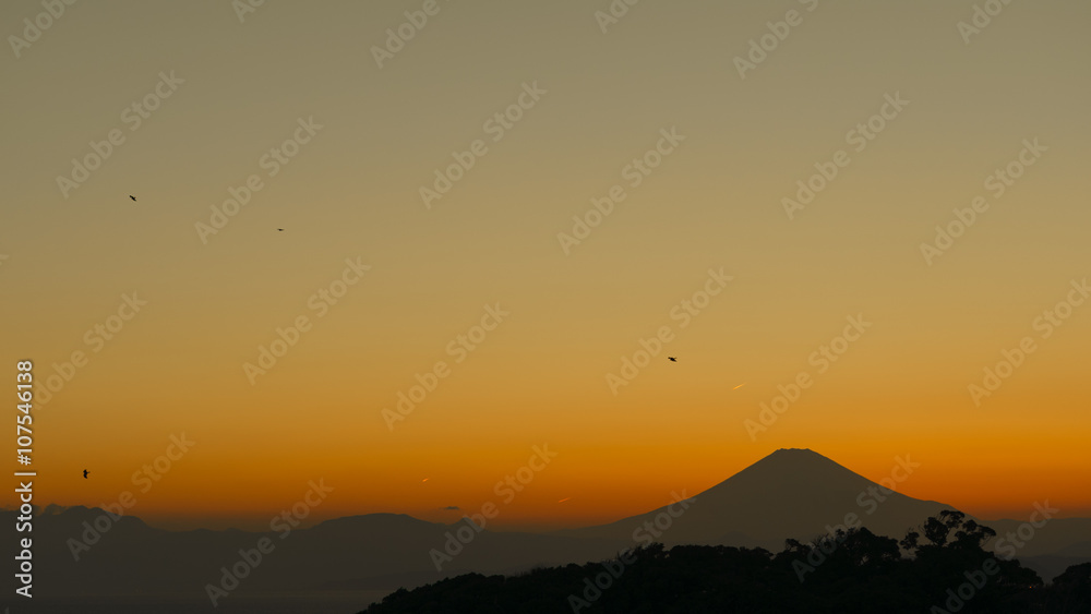 夕暮れの富士山 夕暮れの富士山