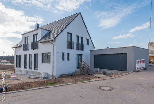 Neubau Einfamilienhaus mit Garage