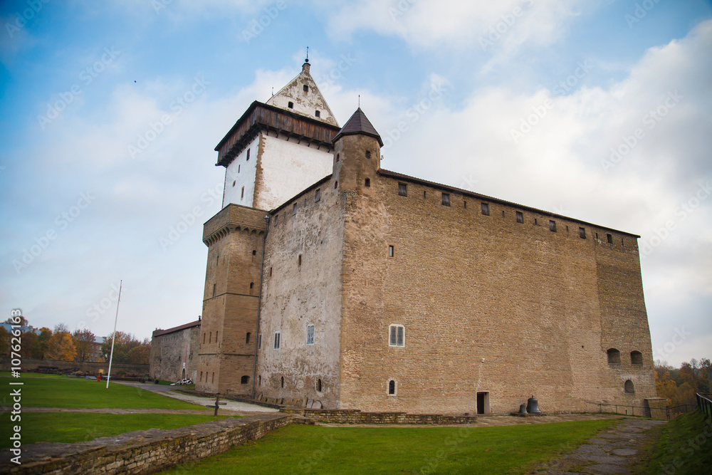 Narva castle. Hermann castle (Hermanni linnus) is a medieval castle in the Estonian town of Narva on the river Narva (Narova), founded in the XIII century. Historical middle ages. Place for travel.