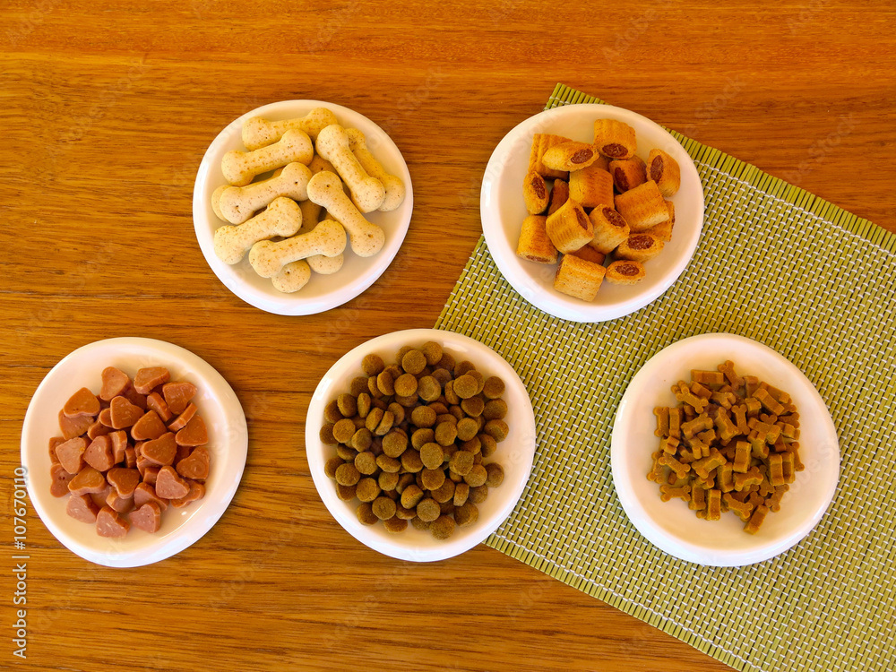Amor por mi mascota. Snacks sabrosos para perros y cachorros. Amor por mi mascota. Snacks sabrosos para perros y cachorros.
