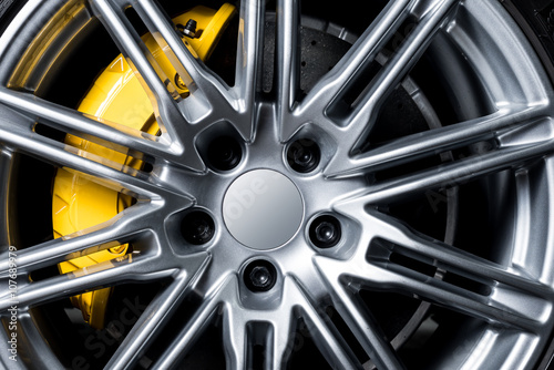 Car detailing series : Super car disc-brake