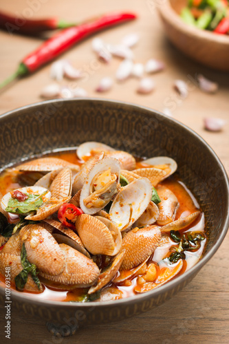 stir fried clams with roasted chili paste