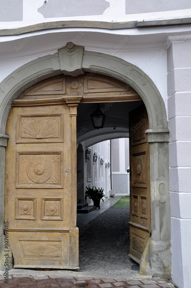 Antique door and doorway Stadt Haag