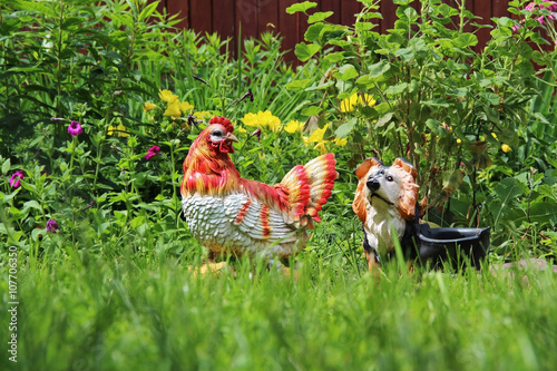 Decoration flower bed garden figurines chicken and dog.
